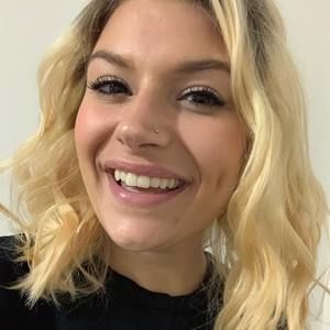 Meet your Posher, Leah